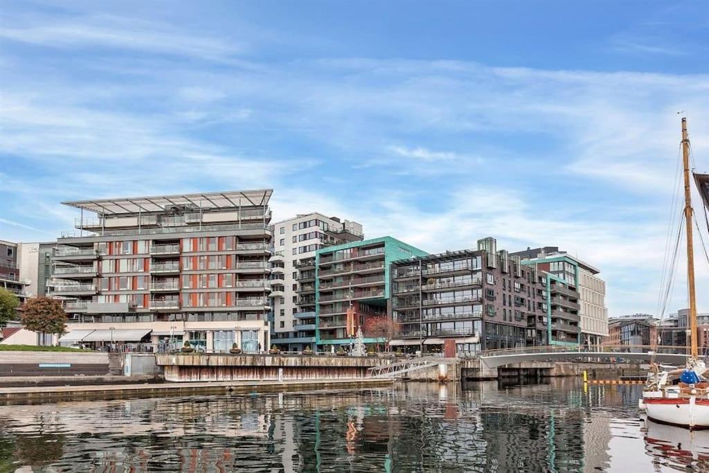 Tjuvholmen / Aker Brygge - Most Expensive Area In Oslo!アパートメント エクステリア 写真